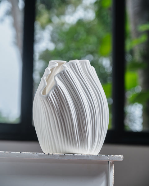 Coquille Vase
