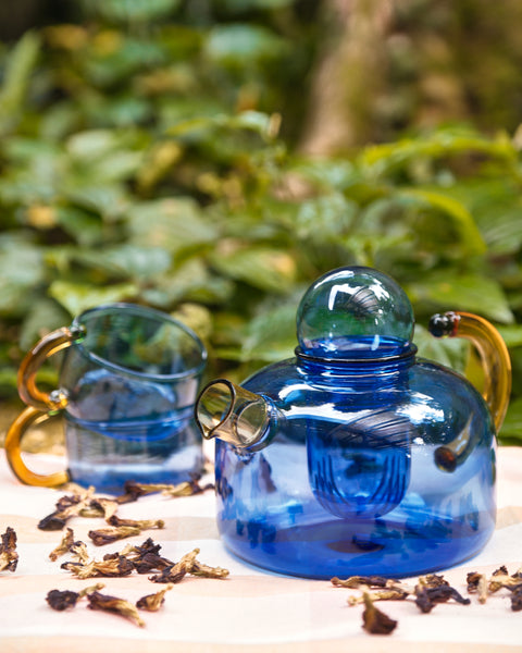 Garbo Teapot and Cups Set