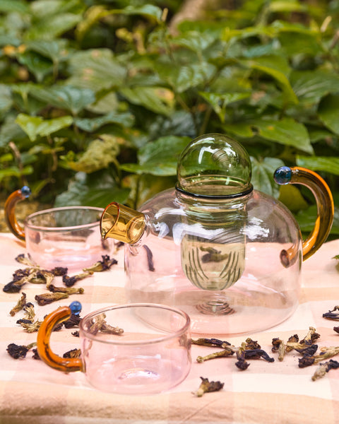 Garbo Teapot and Cups Set