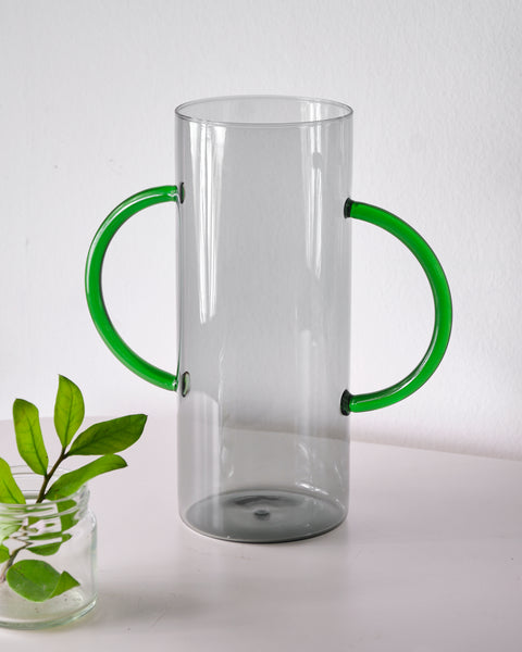 Keith Vase