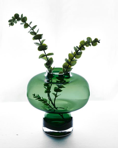 Dolly P Curvy Vase