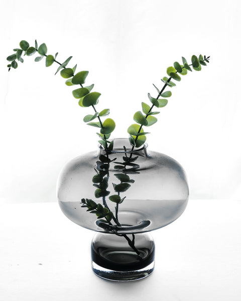 Dolly P Curvy Vase