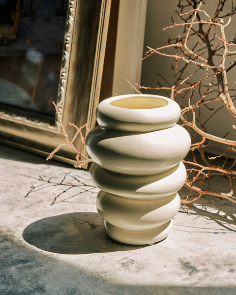 Parabola Vase - Cream