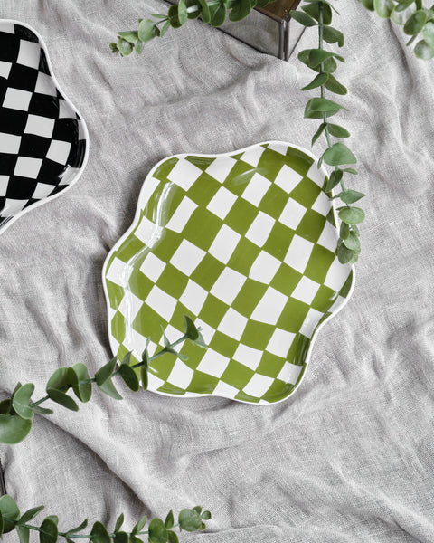 Wavy Squares Plate