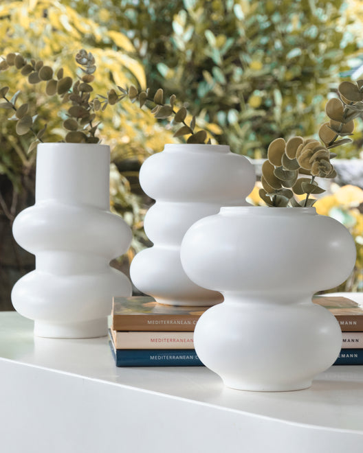 Kuraudo Vases