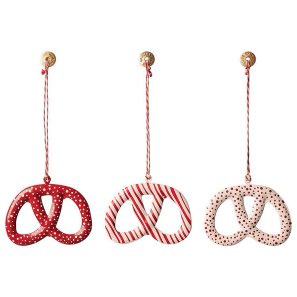 Poppy Cookies ornament