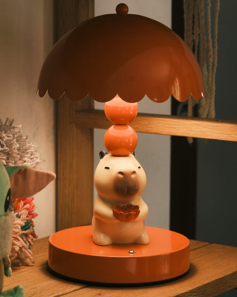 Capybara Table Lamp