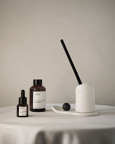 Sedar W. Moon Diffuser Ceramic Bottle Set