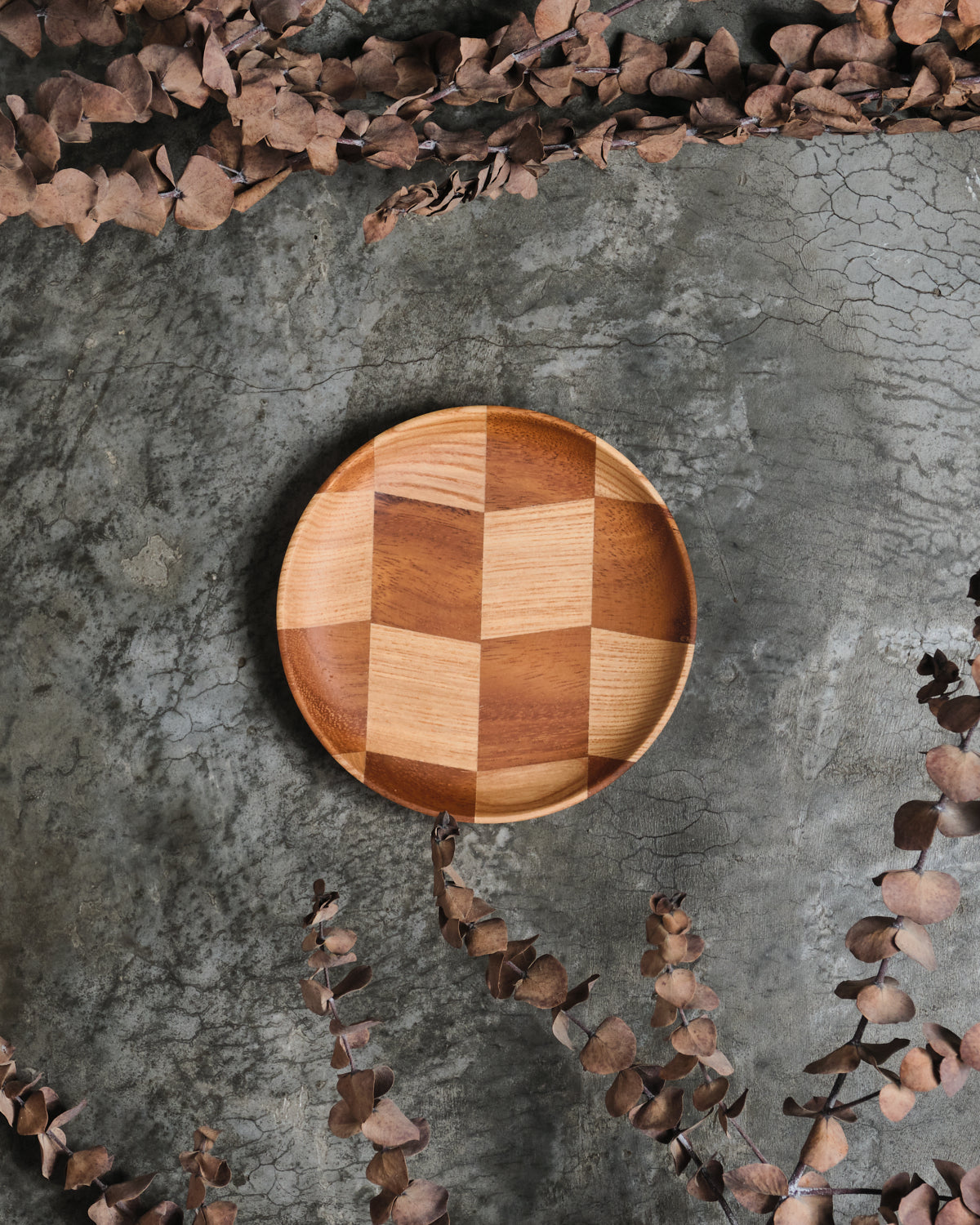 Hayes Zig Zag Checkerboard Wooden Plate