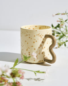 Papillon Beige Mug