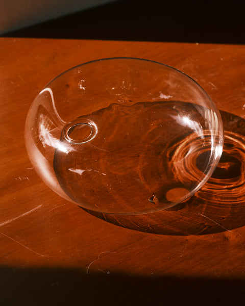 Quina Low-Rise Glass Vase