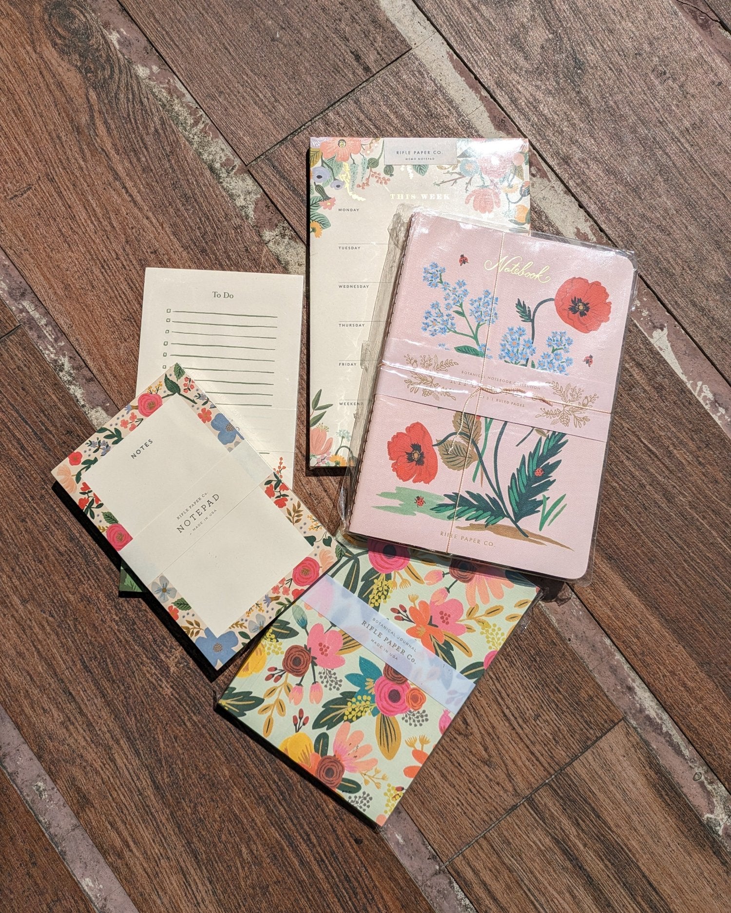 Weekly Desk Pad Planner