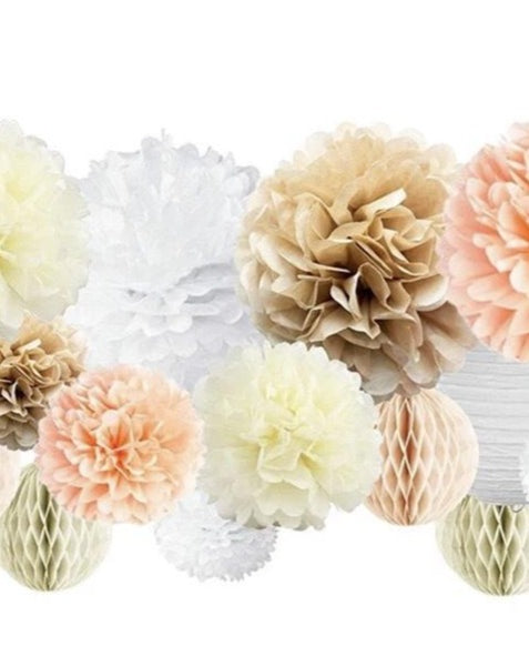 Noel Paper Decor