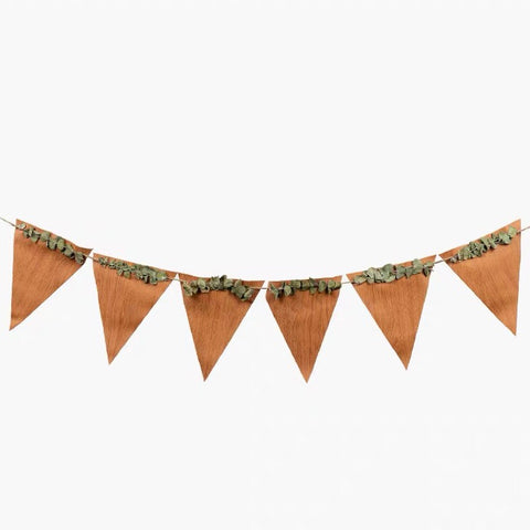Woody Pennant Banner