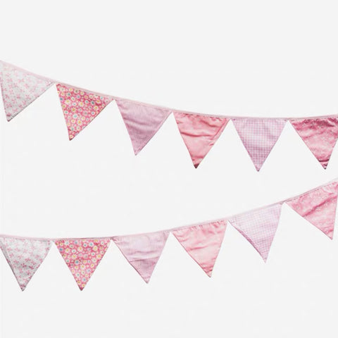 Vera Pennant Banner (Flower)