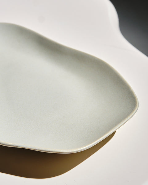 Bologna Irregular Plate - Stone White
