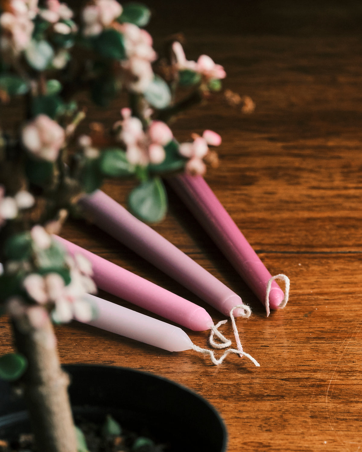 Gradient Glow Scented Tall Candles (4pcs each box)