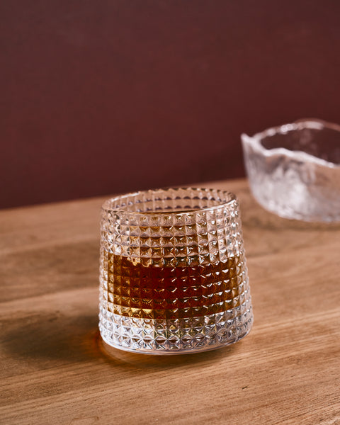 Giuseppe Swinging Glass