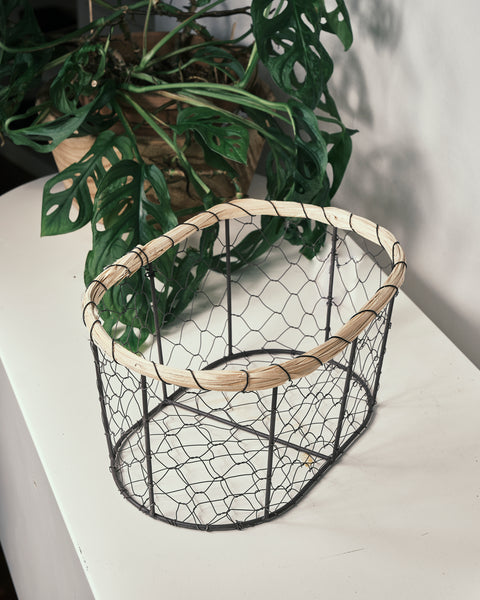 Hudson Chicken Wire Bread Basket Oval - Small