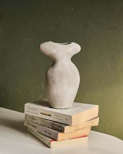 Kamel Vase