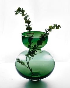 Kim K Curvy Vase