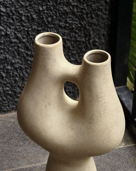 Marfa Amari Irregular Vase - Cream