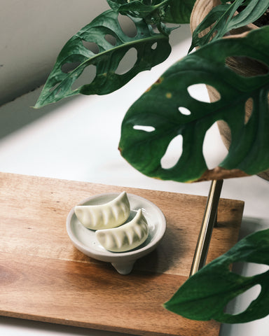 Misaki Footed Sauce Dish