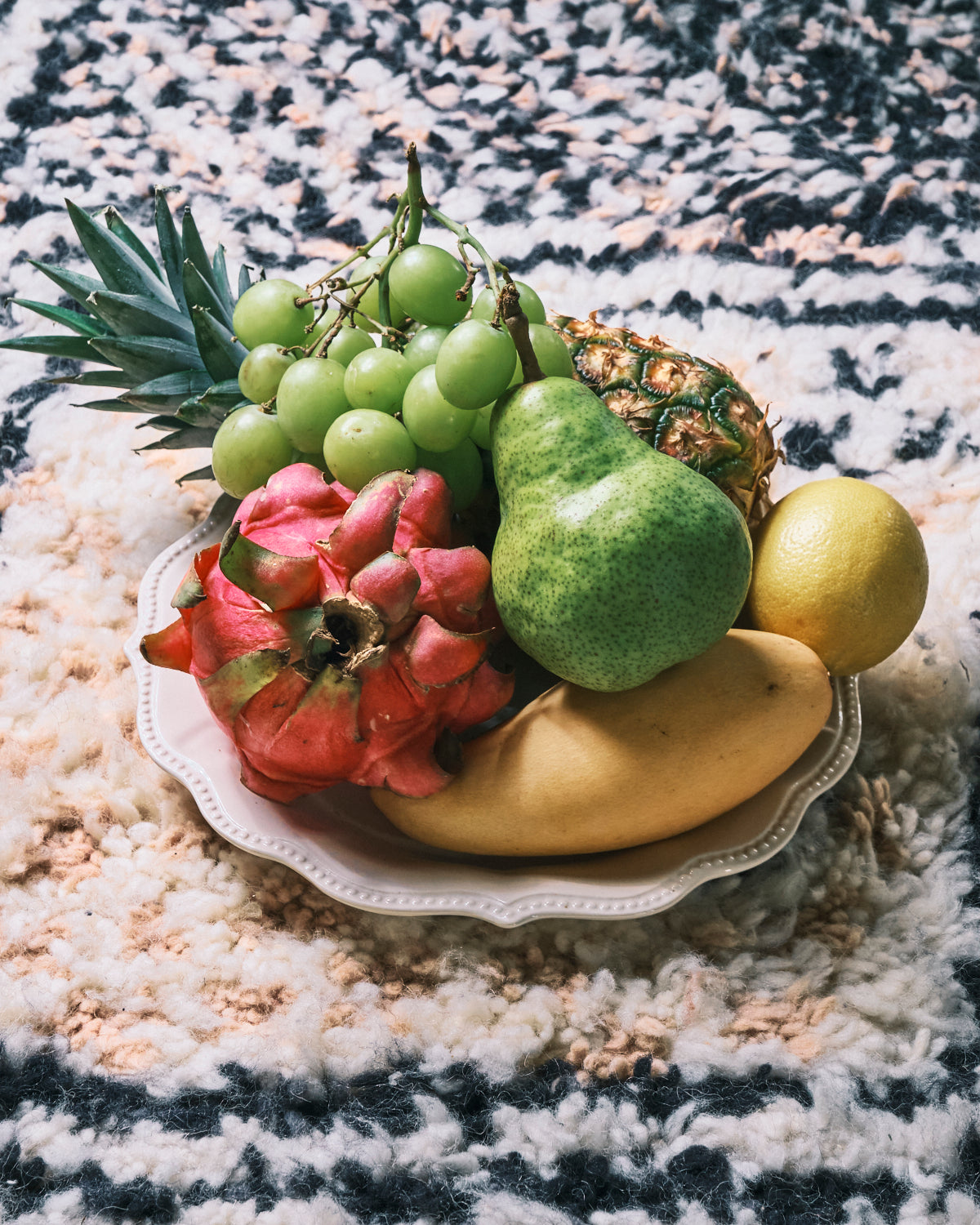 Hana Fruit Platter - Medium