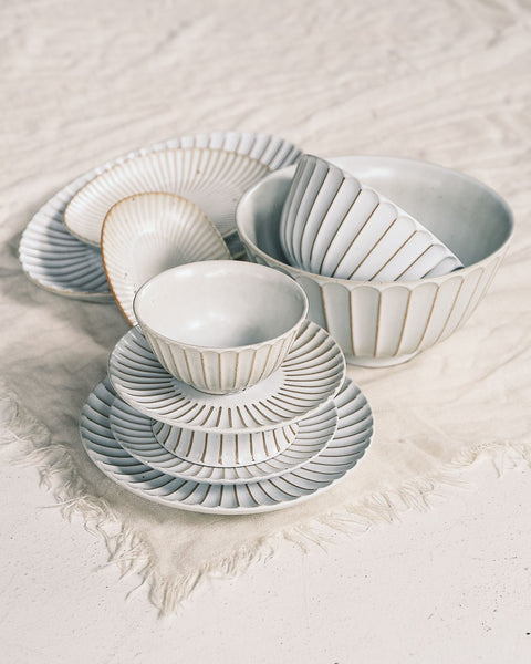Quail Oval Serving Dish - Medium