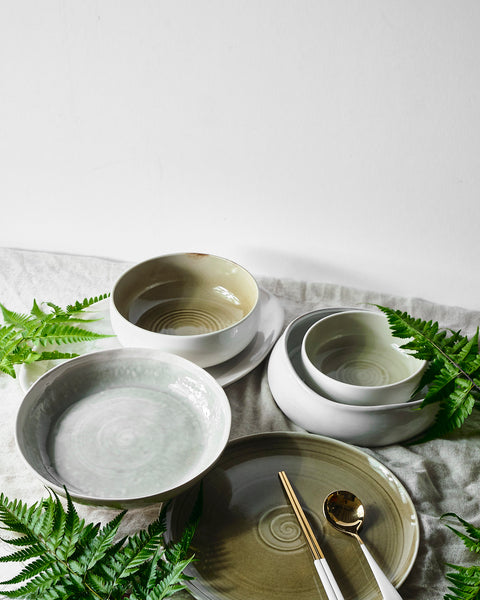 Sage Melted Edge Bowl