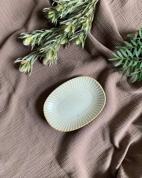 Quail Oval Serving Dish - Small