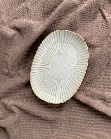 Quail Oval Serving Dish - Medium