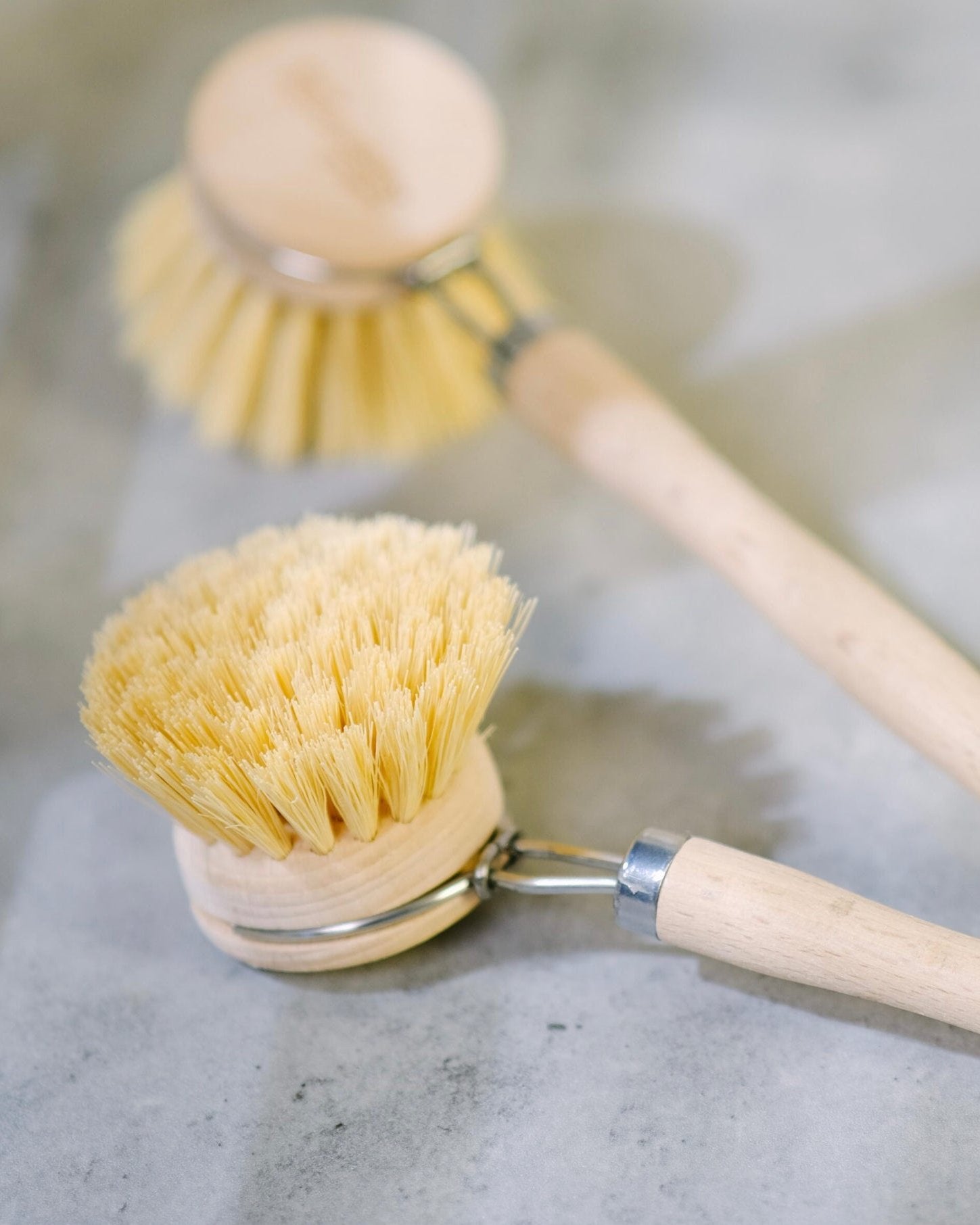 Jute Brush